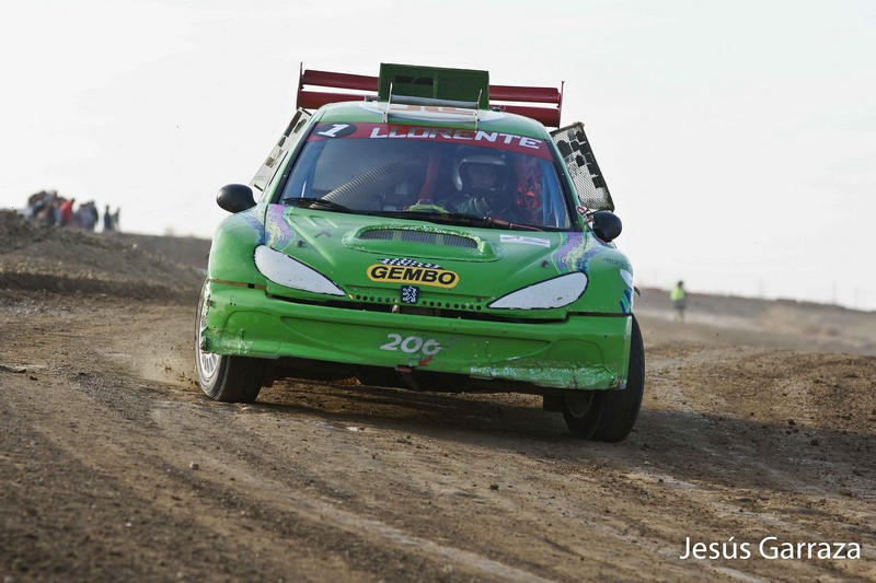 Emoción en el Autocross de Mendavia